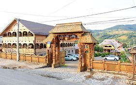 Pensiunea Sub Cetate La Matei Guest House